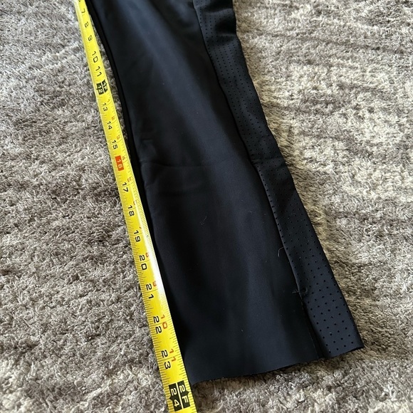 Athleta Stellar Crop Pants Black - Picture 12 of 13